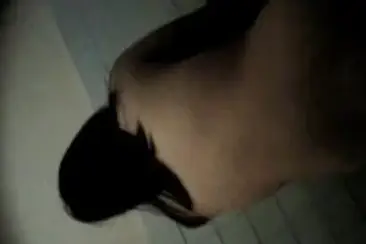Aksi Ngintip Cewek Cantik Sedang Mandi Kamar