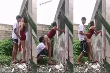Cari Kesempatan Ngewe Mantan Sambil Berdiri